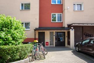 Solec 79A Mieszkanie z prywatnym parkingiem oraz Tarasem Oddzielna sypialnia - 8