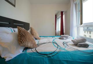 La Blanche Hermine - city center - parking - 1