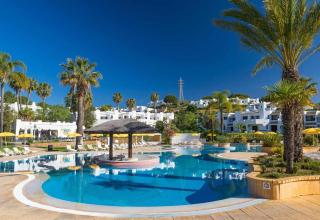 Clube Albufeira - 2BR Pool, Kids Club & Family Fun - Albufeira - 0
