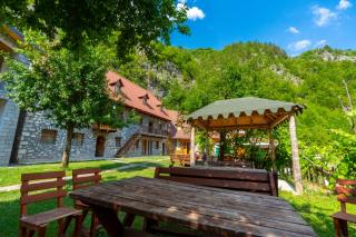 Bujtina Berishta Theth - Theth - 9