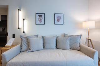 Plaka Gem - Modern, Central Flat in Prime Location - 4