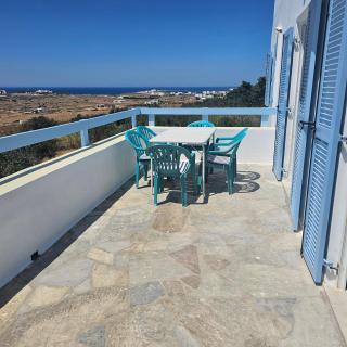 Blue and White View - Sarakíniko - 1