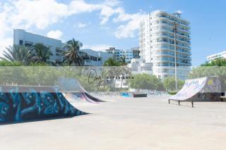 CB1429 | Suite esquina con balcón y vista 180° al mar - 1