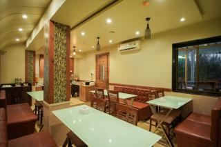 HOTEL DOUBLE CROWN Mumbai AIRPORT T2 - Mumbai - 6