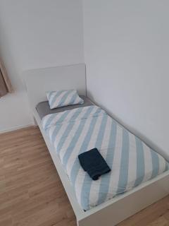 VK - VBD - Zürich Airport - Homestay - Villa Bassersdorf - 4