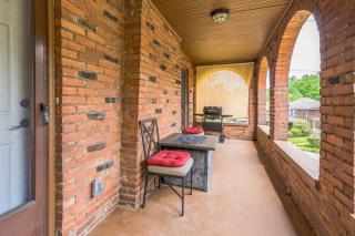3BR Pitt Suburbs with Parking - Pittsburgh - 3