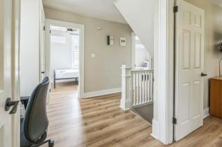 3BR Pitt Suburbs with Parking - Pittsburgh - 1