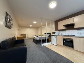 Private Self-Contained Studio - Central Lancaster - Lancaster - 1