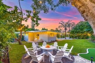 Heated Pool- MiniGolf- Fire Pit- Game Room- 1mi to Beach - Pompano Beach - 5
