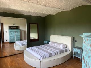 Charming Italian Home sleeps 6 Cantarana - 7