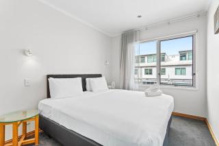 Luxury 3BR Harbourview Retreat - 5