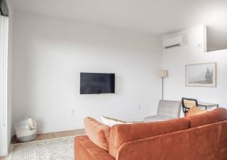 Deer District Studio Apt JC4 - One Block from Fiserv and Baird - Milwaukee - 0