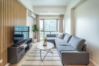 Scandi 1 BR Home Golf View BGC - Manila - 7