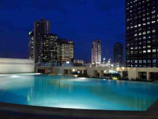 Julias Tropical Oasis Golf Skyline View - 2