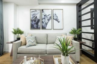 Julias Contemporary Apt Balcony and Golf View - Manila - 0