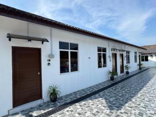 D' Ehsan Homestay & Chalet - 8