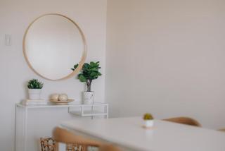 Modern Coastal Design 1 BR Condo Golf View BGC - 9