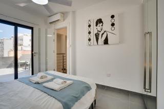 Makenzy Star 2bd Duplex 300m From Beach - Aglantzia - 1