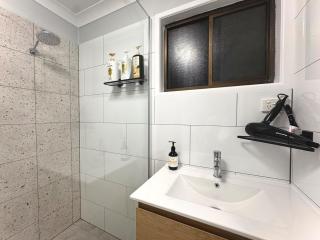 Nestled next door - Stanthorpe - 5