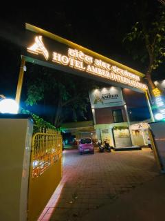 HOTEL DOUBLE CROWN Mumbai AIRPORT T2 - Mumbai - 8