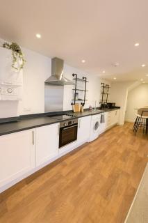 2-Bed Apartment in Bridgwater - Comfy & Central - Bridgwater - 5