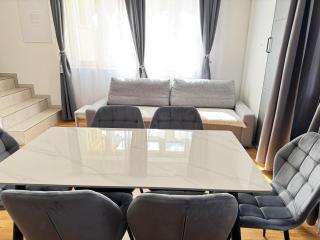 New modern-style apartment with balcony in the Prague 2 - Praga - 6