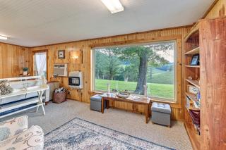 Cabin on Working Cattle Farm Highland Haven - - 7