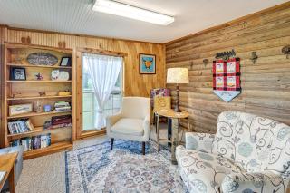 Cabin on Working Highland Cattle Farm in Kentucky - 5