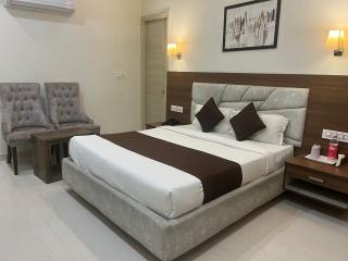 HOTEL ATHENS , a boutique hotel - Zirakpur - 6