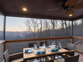 Wengen Chalet - EV Charger, Views, Sauna, Cold Plunge, Hot tub, Firepit - 1