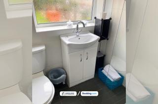 3-Bedroom House in Warrington with Free Parking Ideal for Contractors and Family Stays - Warrington - 4