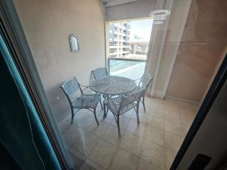 Budget Spacious Room Heart of marina - 5