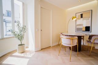 -New- Chic Chiado apartment, elevator buiding, steps to everything - Lisbona - 7