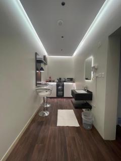 Luxury studio with self check-in - 0