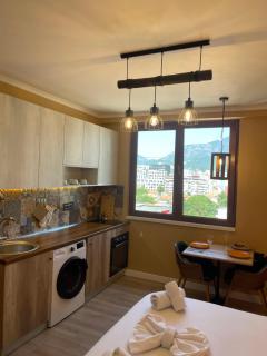 Modern Skyline Studios- Elegant Stay in New Bazaar - Tirana - 5