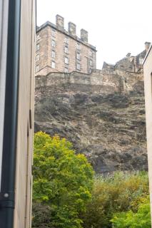 Lovely 1-Bedroom Unit Near Edinburgh Castle - Edinburgh - 2