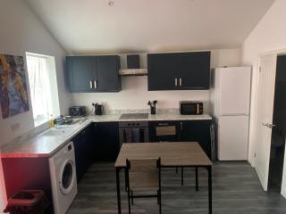 LT 3 - 1 Bed Apartment - Leicester - 9