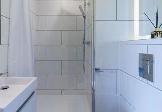 Student Only, Gold Studio Mid Level at SS - 0