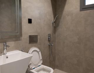 Stylish 3BR Apartment Perfect for Families - Riad - 2