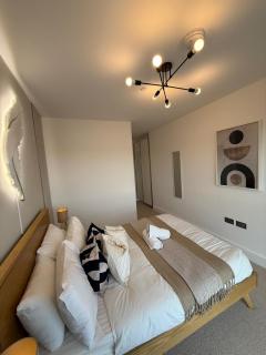 Luxury 2 Bed Apartment - Balcony - Fast Wifi - Netflix 511C - Birmingham - 3