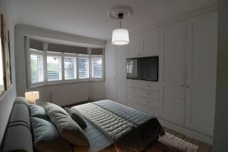 Stunning Caterham 4 bedroom home - Kenley - 4