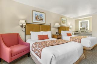 Best Western Plus Arroyo Roble Hotel & Creekside Villas - 6