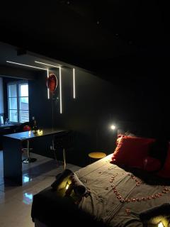 Luxueux appartement avec jacuzzi dans le centre de Macon ,snacking et cadeau - 1