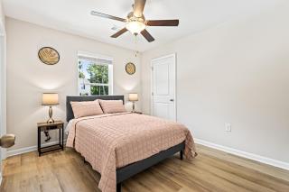 Elegant Escape Near Six Flags with WiFi, AC - Austell - 5