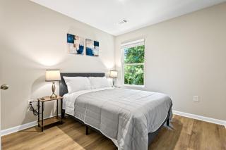 Elegant Escape Near Six Flags with WiFi, AC - Austell - 2