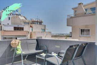 Makenzy Star 2bd Duplex 300m From Beach - Aglantzia - 0