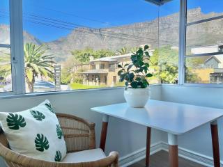 Chic City Studio With Mountain Views - Kaapstad - 1