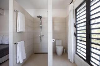 Villa 4 bedrooms direct beach access, stunning sea view - 5