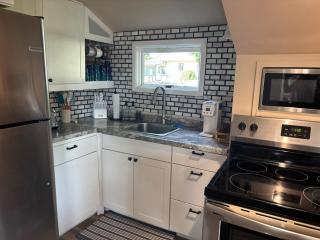 Very cute beach style home ! - 2