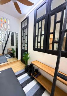 Tranquil City Center Wabi Sabi 3BR Townhouse in D1 - Ho Chi Minh - 4
